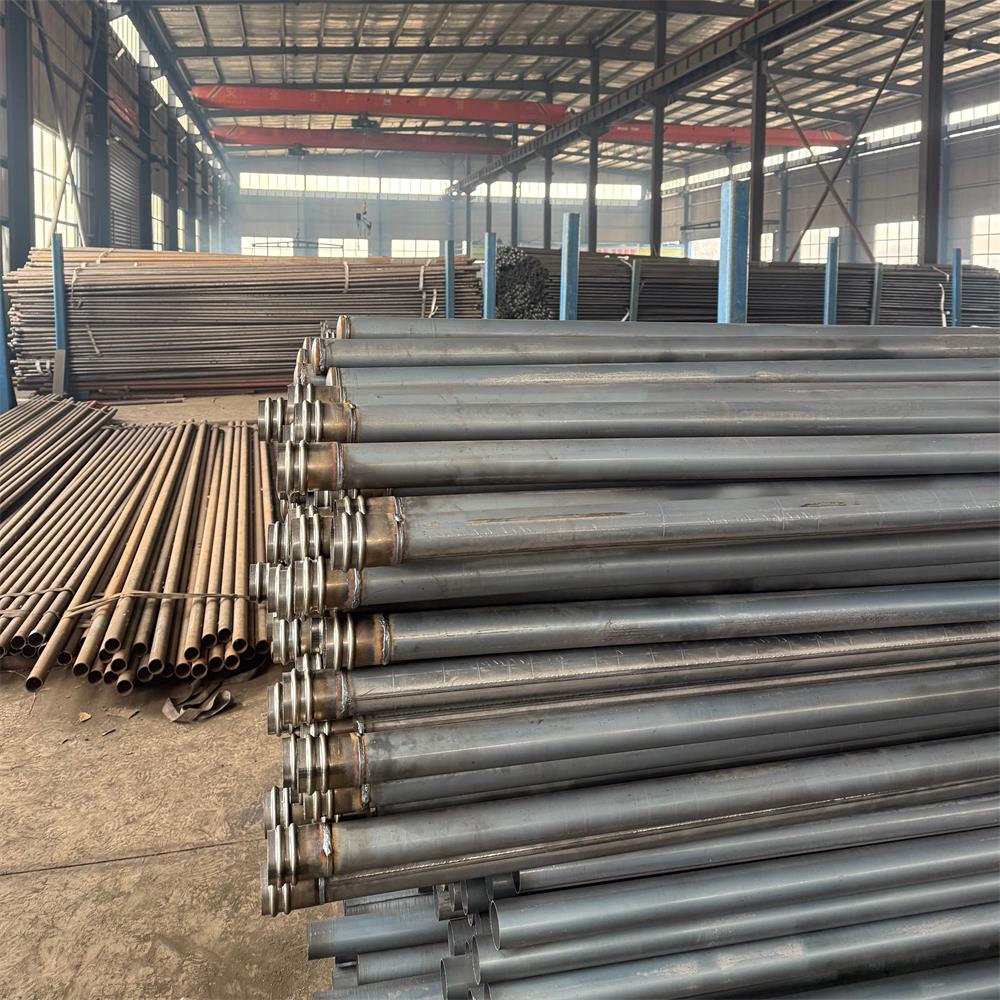 宝益德钢管榆林市销售处 厂区及加工车间